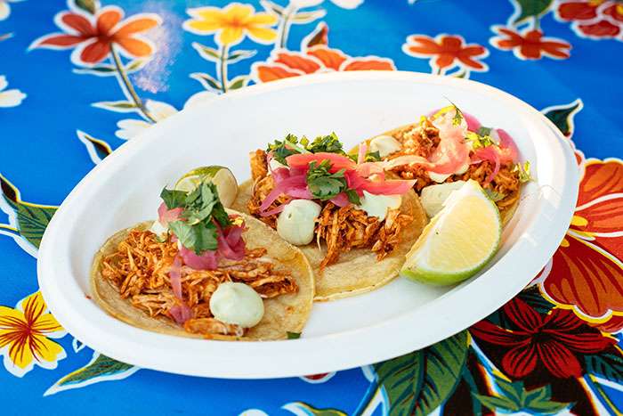 Tacos de cochinita pibil - La Llorona Mexican Street Food
